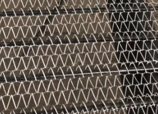 316 Diamond Shape Metal Mesh de acero inoxidable 3,4 bandas transportadoras ampliadas del listón del metal