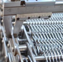 304 correas equilibradas de acero inoxidables de la transformación de los alimentos de la armadura para los huevos