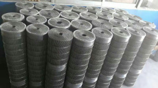 Alambre soldado con autógena de acero inoxidable galvanizado pollo soldado con autógena Mesh Belt