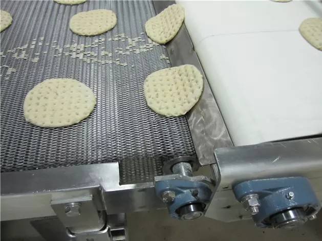 0.5mm-4m m equilibraron los SS espirales atan con alambre el horno de túnel de Mesh Belt Conveyor For Bakery 8